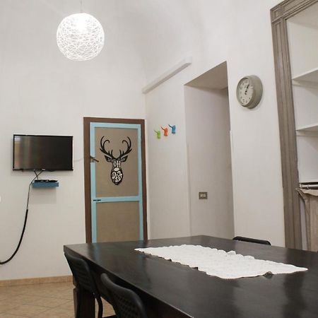 Casa Baby Friendly Apartment Чефалу Екстериор снимка