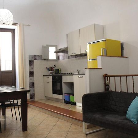 Casa Baby Friendly Apartment Чефалу Екстериор снимка