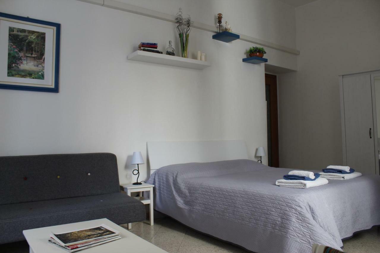 Casa Baby Friendly Apartment Чефалу Екстериор снимка